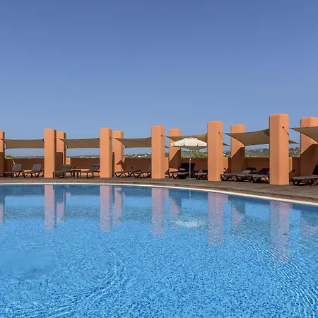 Amendoeira Golf 4* Armação de Pêra