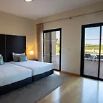 Amendoeira Golf 4* Armação de Pêra