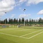 منتجع Amendoeira Golf 4*