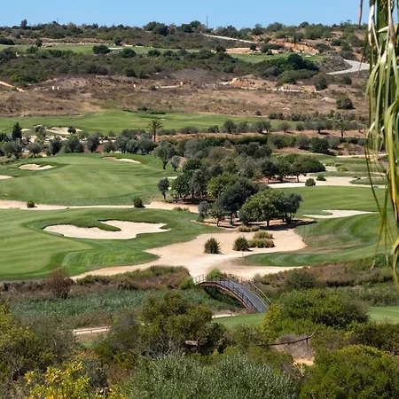 Rezort Amendoeira Golf 4*