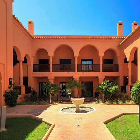 Resort Amendoeira Golf 4*