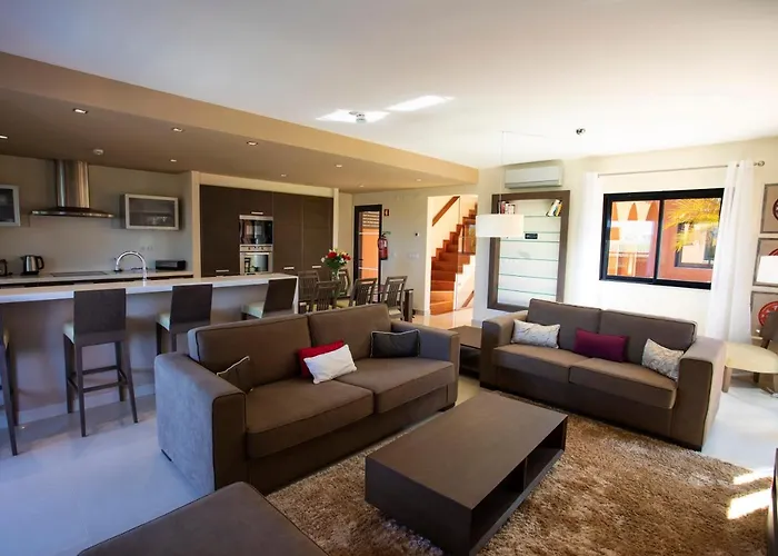 Amendoeira Golf אתר נופש 4*