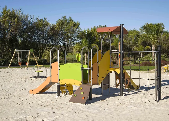 Amendoeira Golf אתר נופש