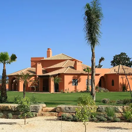 Amendoeira Golf منتجع 4*